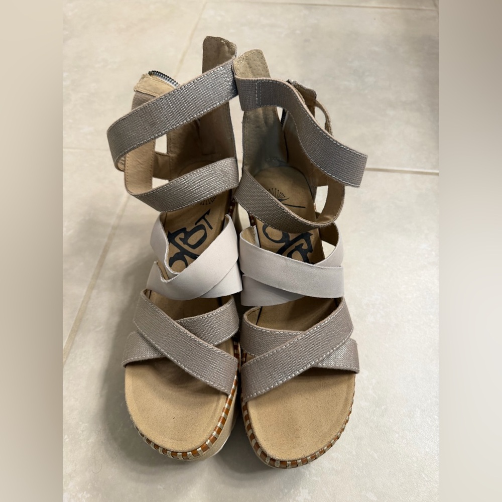 OTBT Sandals - Picture 2 of 4